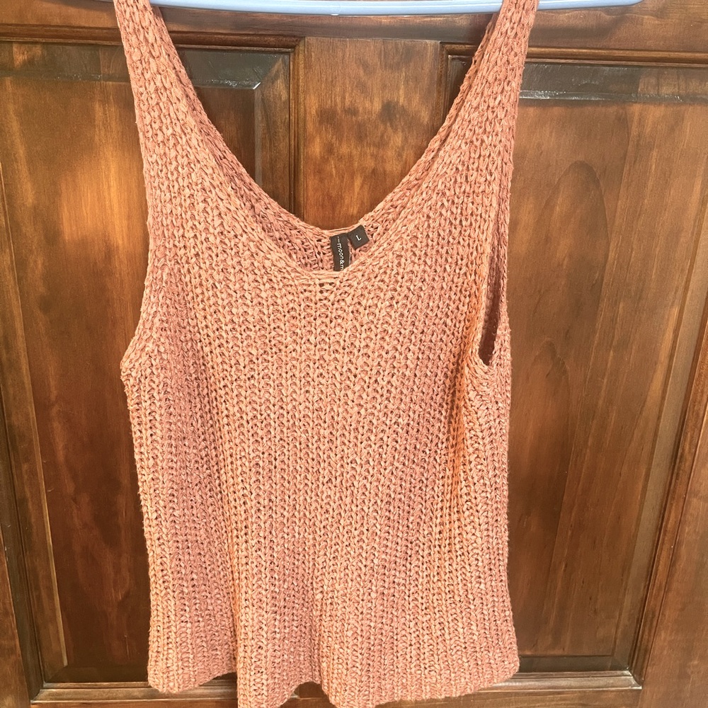 Moon&Madison knit sweater tank size L